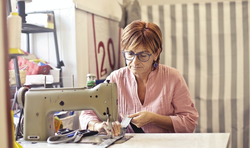 fresh graduate lebih baik merintis bisnis atau menjadi karyawan